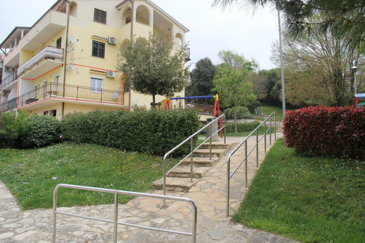 Apartment Zarko Vrsar Kültér fotó